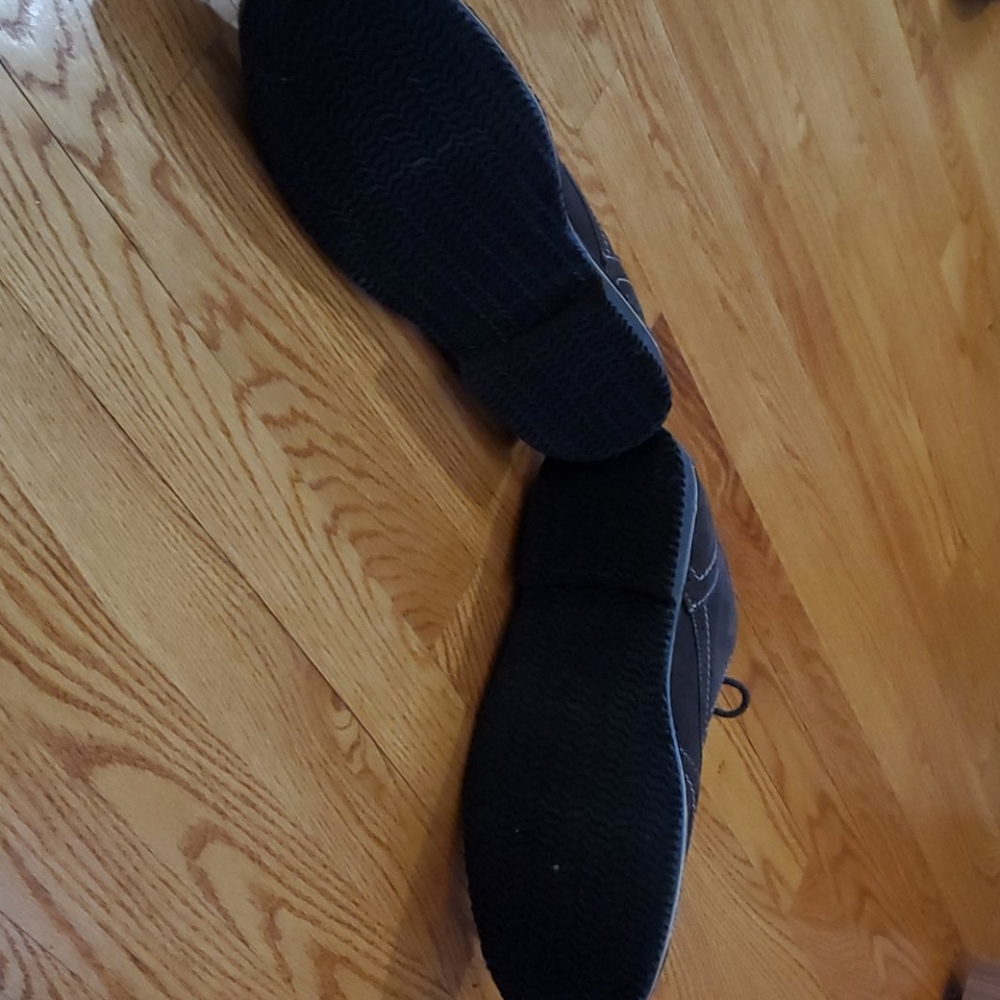 Boots - Picture 2 of 4